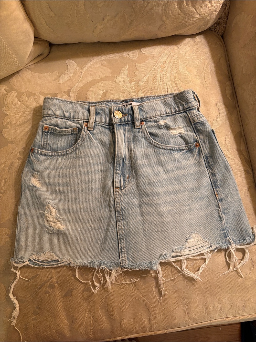 Garage Light Denim wDistressed Denim Mini Skirt